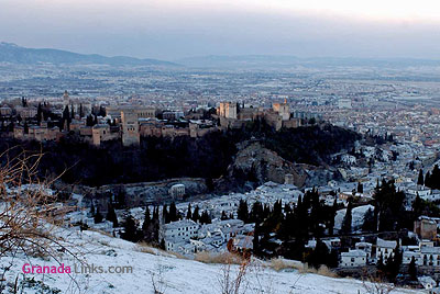 Granada y la Alhambra nevadas (27-1-2005)
Granada